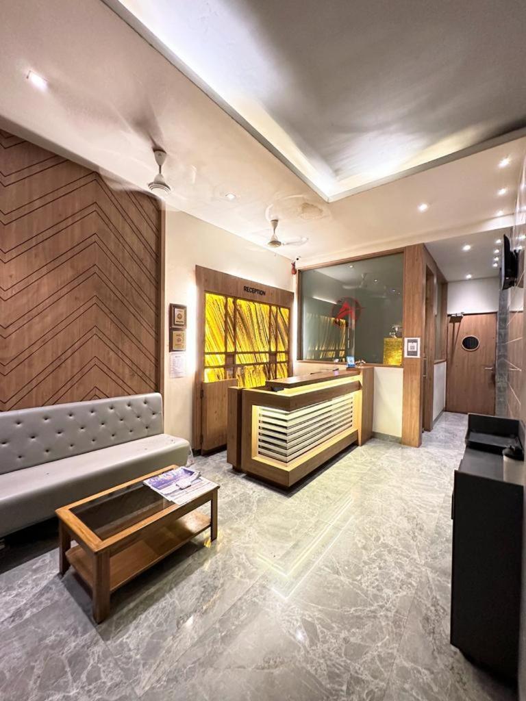 Hotel Hill View Nalasopara ภายนอก รูปภาพ